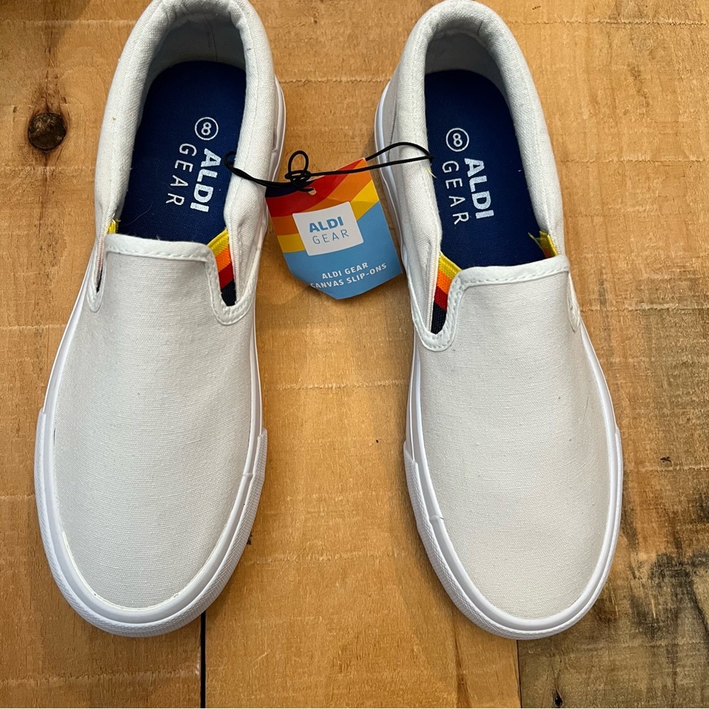 Aldi Gear Canvas Slip-ons NWT NIB size 8